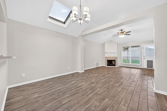 Building Photo - 22938 Sugar Bear Dr