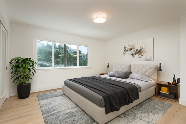 Building Photo - 474 Ulloa St