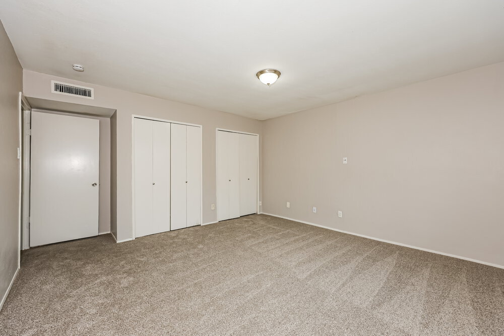 Building Photo - 7438 Emory Oak Ln