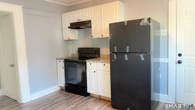 Building Photo - 45 Prospect St