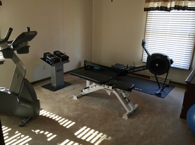 Building Photo - 14713 Esther Ln