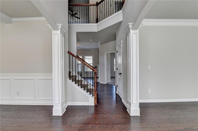 Building Photo - 4810 Haysboro Way