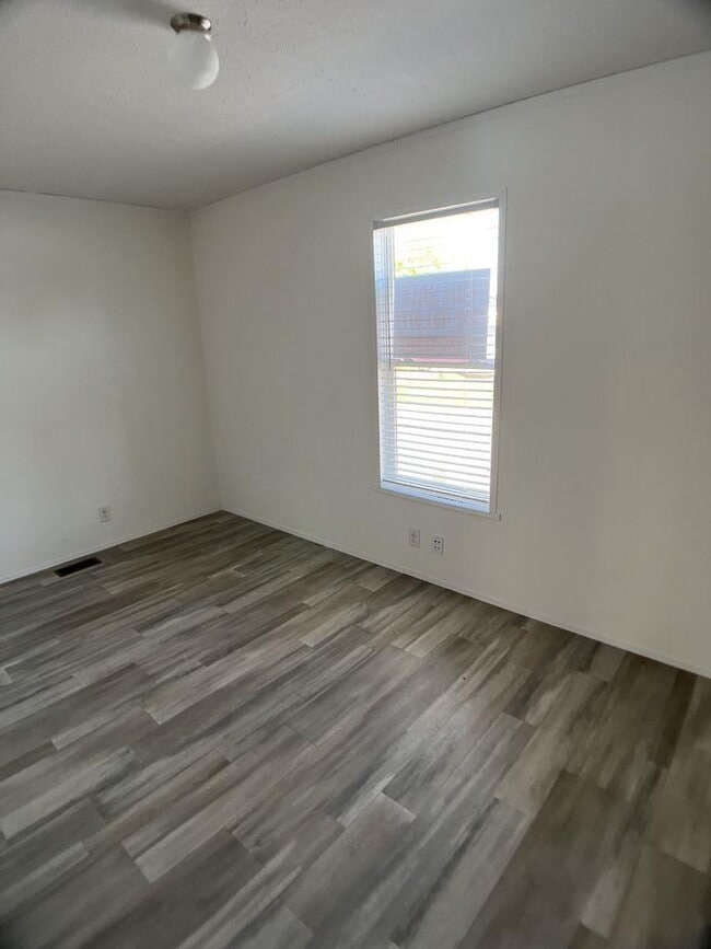 Building Photo - 2894 138th St W