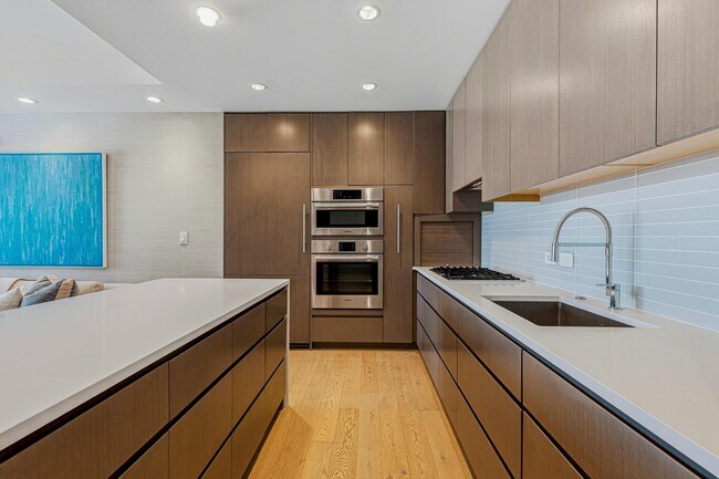 Building Photo - 2501 M St NW