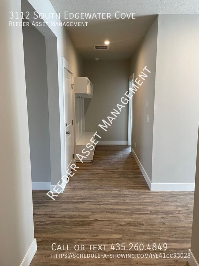 Building Photo - 3112 S Edgewater Cv