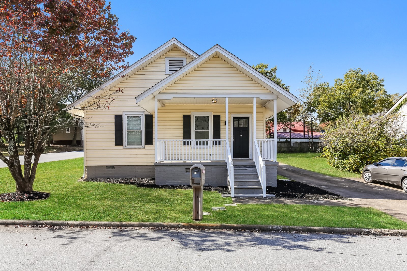 Building Photo - 110 S 4th St