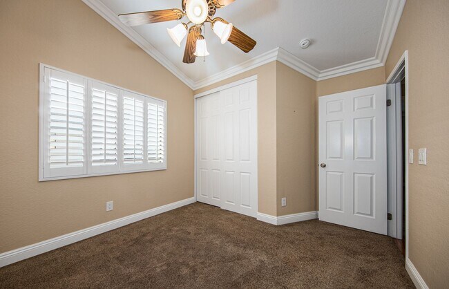 Building Photo - Beautiful 4 Bedroom Home on Cul-de-sac