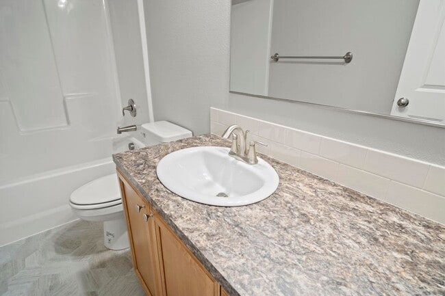 Building Photo - 1004 Brandon Way