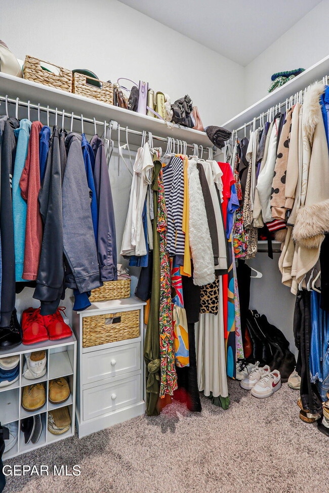 Building Photo - 6556 Ta Suil Pl