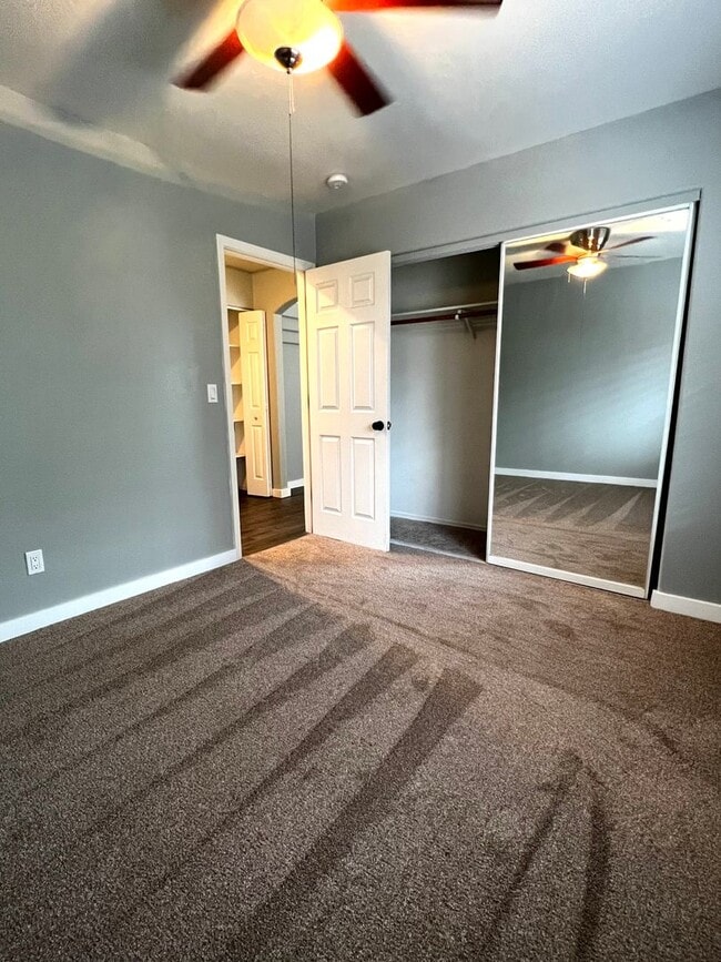 Building Photo - Three Bedroom Home with RV/Boat Parking ~ Prescott Valley