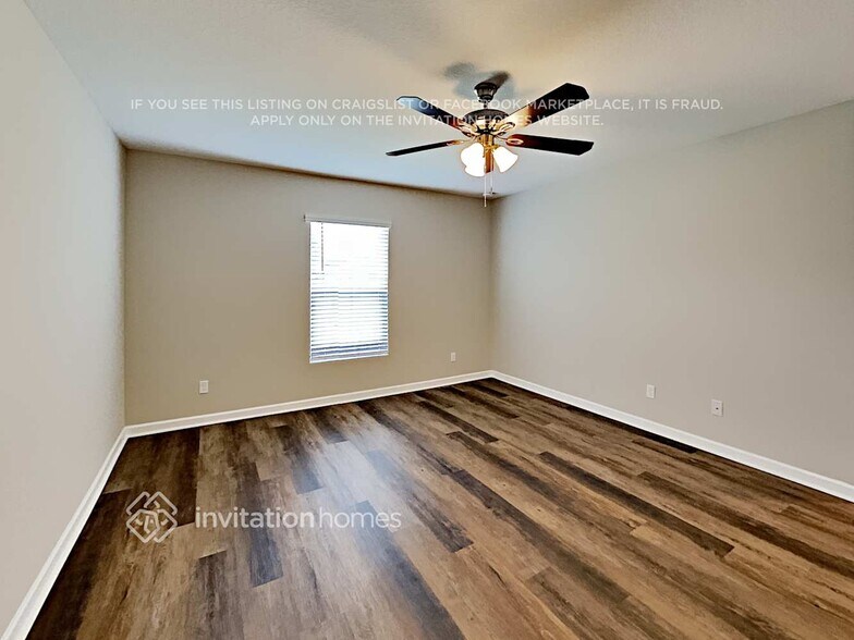 Building Photo - 347 NW Bayshore Blvd