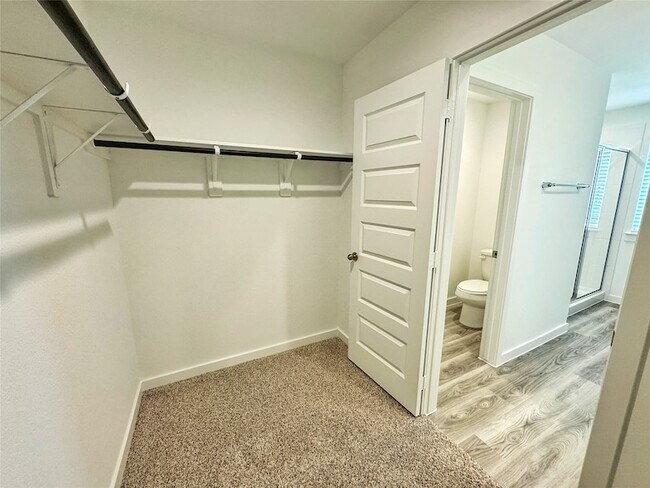 Building Photo - 2814 Lisburn Ter Ln