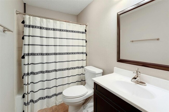 Building Photo - 1909 Marysol Trail