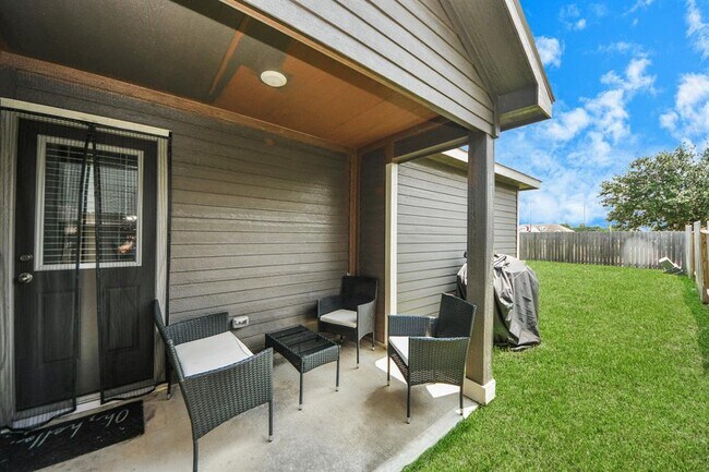 Building Photo - 7014 Cedar Breeze Ct