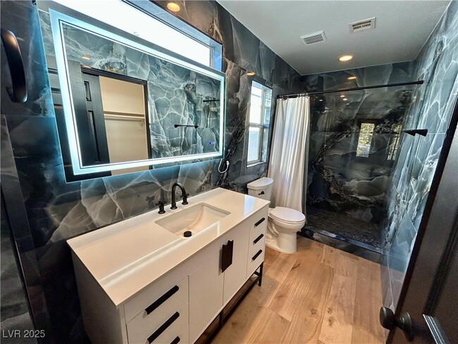 Building Photo - 8278 Annual Ridge St