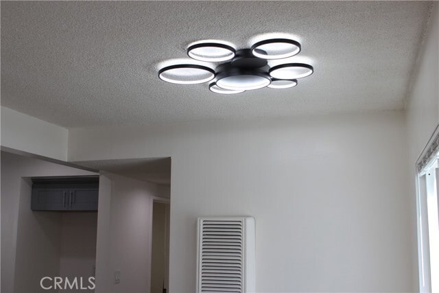 Building Photo - 14808 Kingsdale Ave