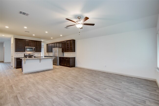 Building Photo - 3507 Telford Ln