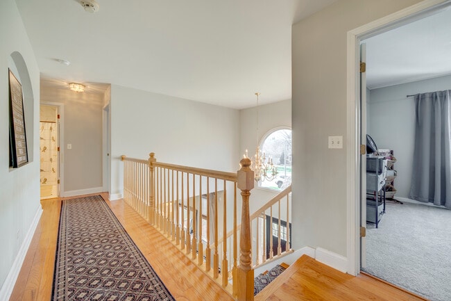 Building Photo - 1218 Birchdale Ln