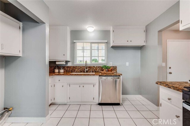 Building Photo - 623 E Matchwood Pl