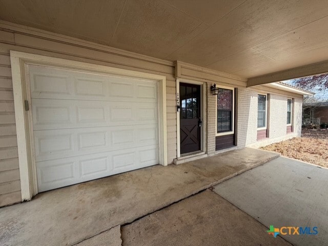 Building Photo - 127 Hillcrest Dr