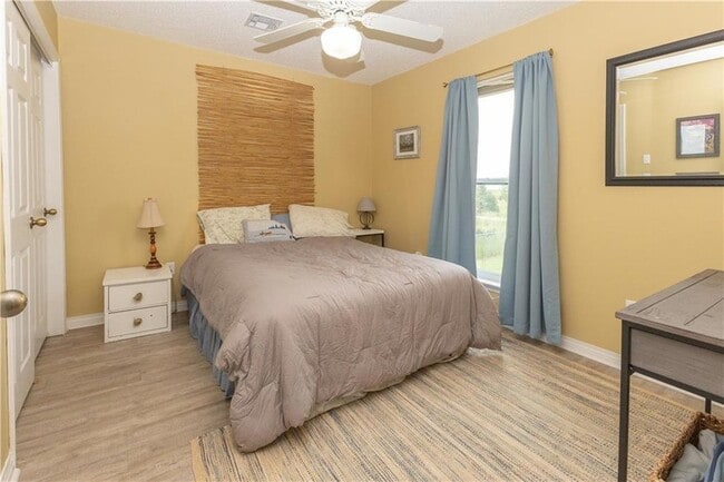 Building Photo - 26321 Mildred Dr