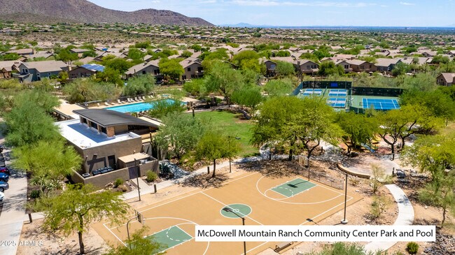 Building Photo - 10875 E Mirasol Cir
