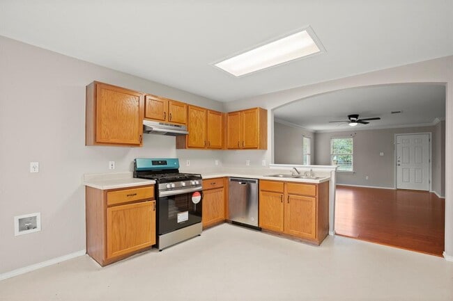 Building Photo - 108 Grant Way