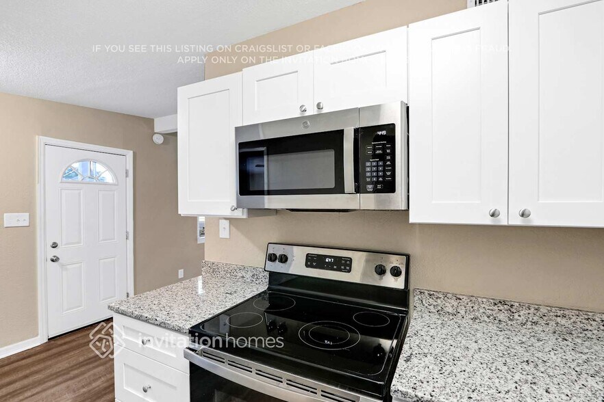 Building Photo - 12019 103rd St N