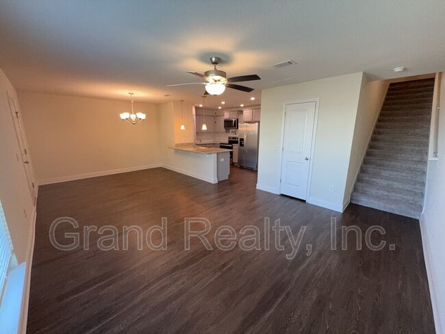 Building Photo - 4397 Village Oak Ln