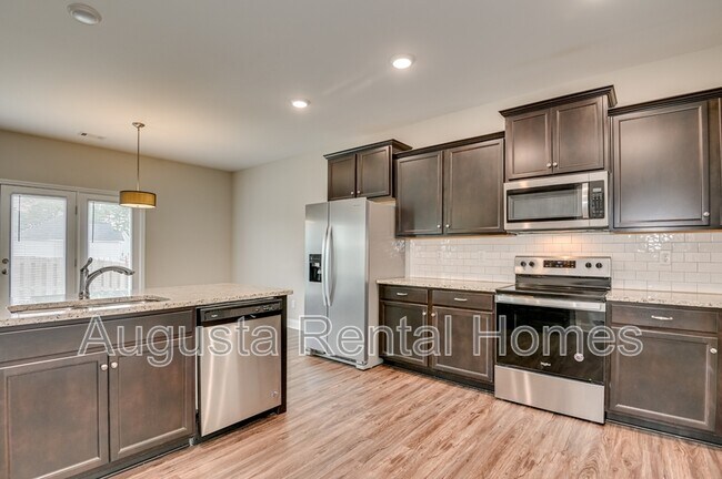 Building Photo - 1110 George W Crawford Dr