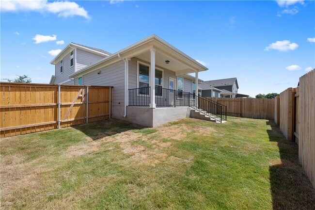 Building Photo - 100 Drifter Ln