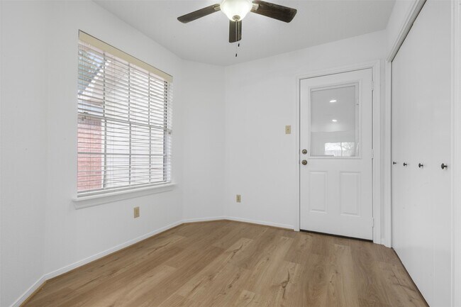 Building Photo - 25802 Chapel Ridge Ln