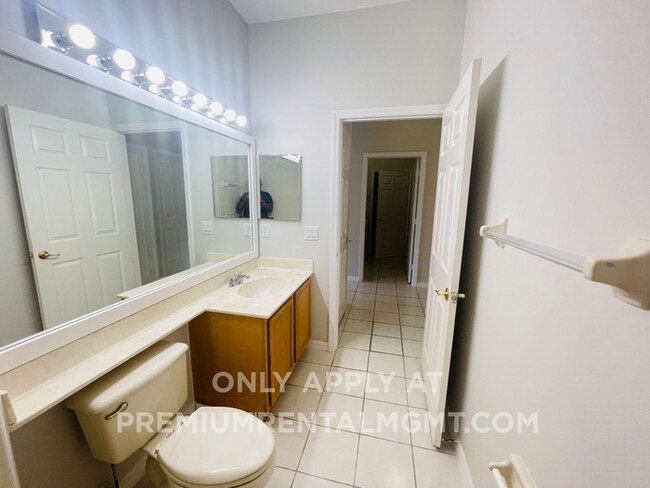 Building Photo - The Oaks-Pool Home-1738 Golfview Dr Kissimmee FL 34746