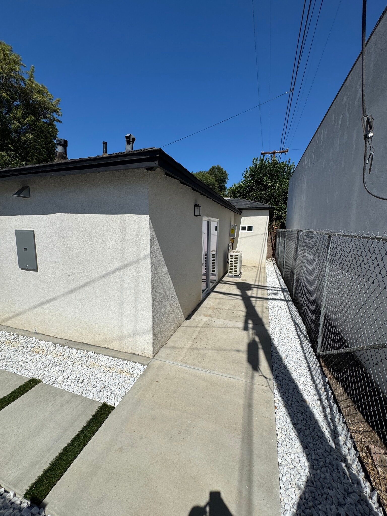 Building Photo - 1311 Aristo St
