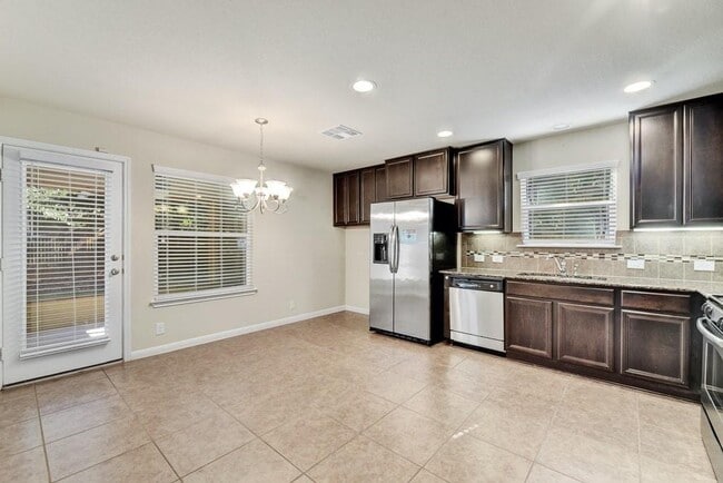 Building Photo - 1508 Sugarberry Ln