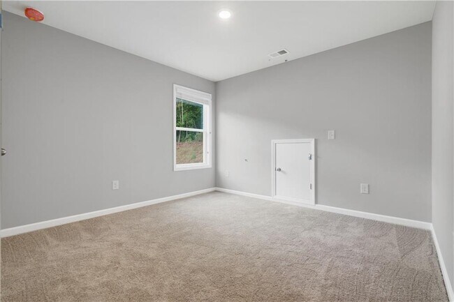 Building Photo - 2083 Easterwood Ct.
