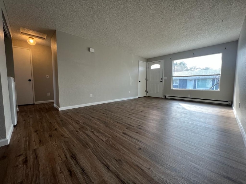 Building Photo - 1126 Benham Ct