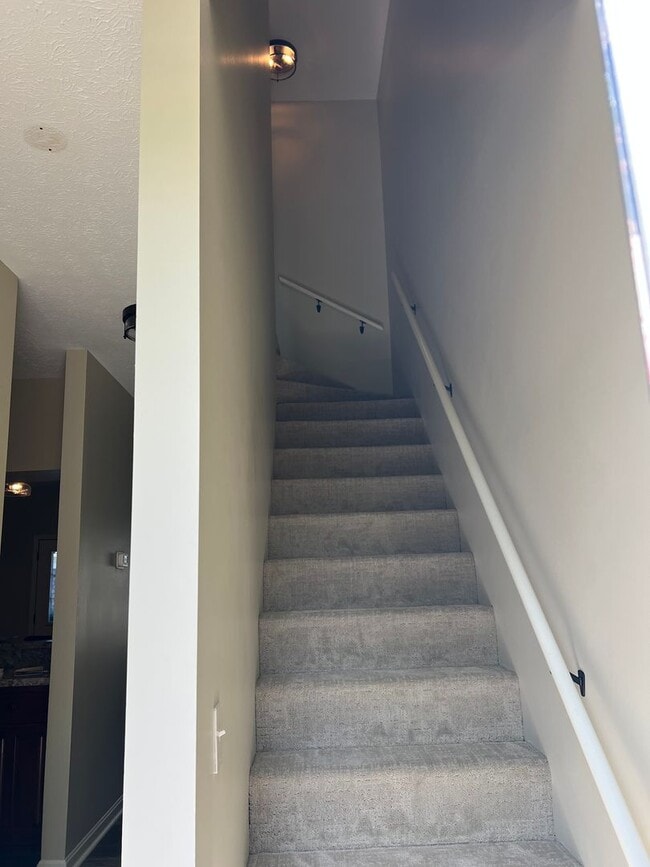 Building Photo - 514 N 2nd St