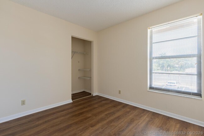 Building Photo - 9449 Boca Cove Cir