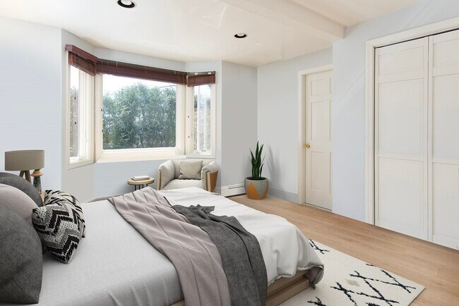 Building Photo - 56 Colbourne Crescent
