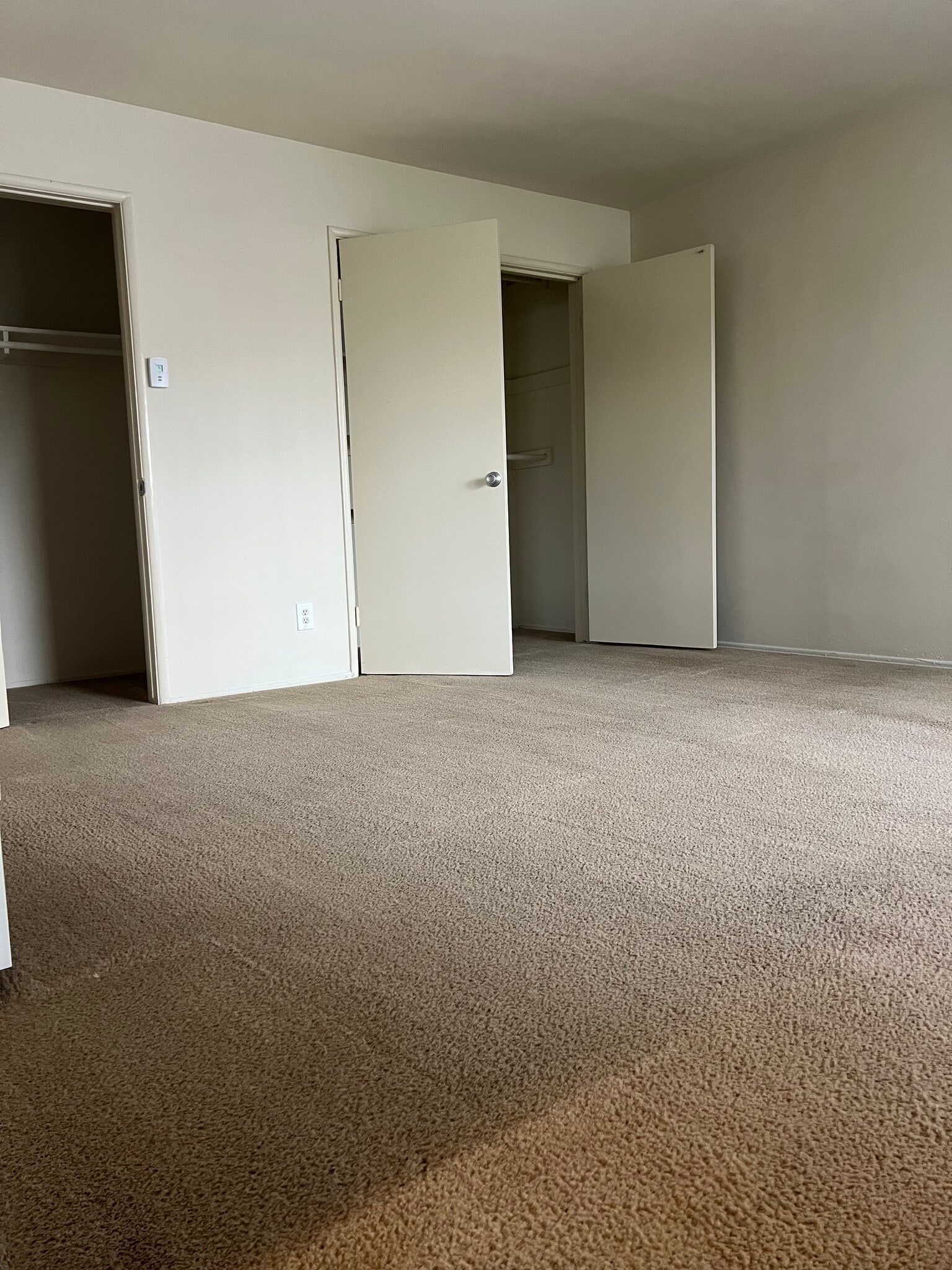 Building Photo - 11933 W Magnolia Blvd