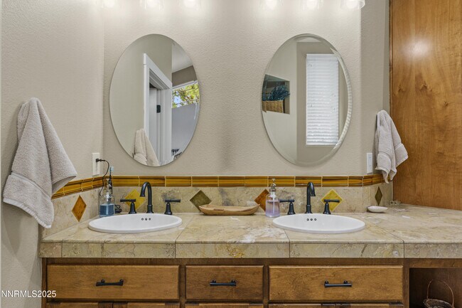 Building Photo - 2880 Friar Rock Ct