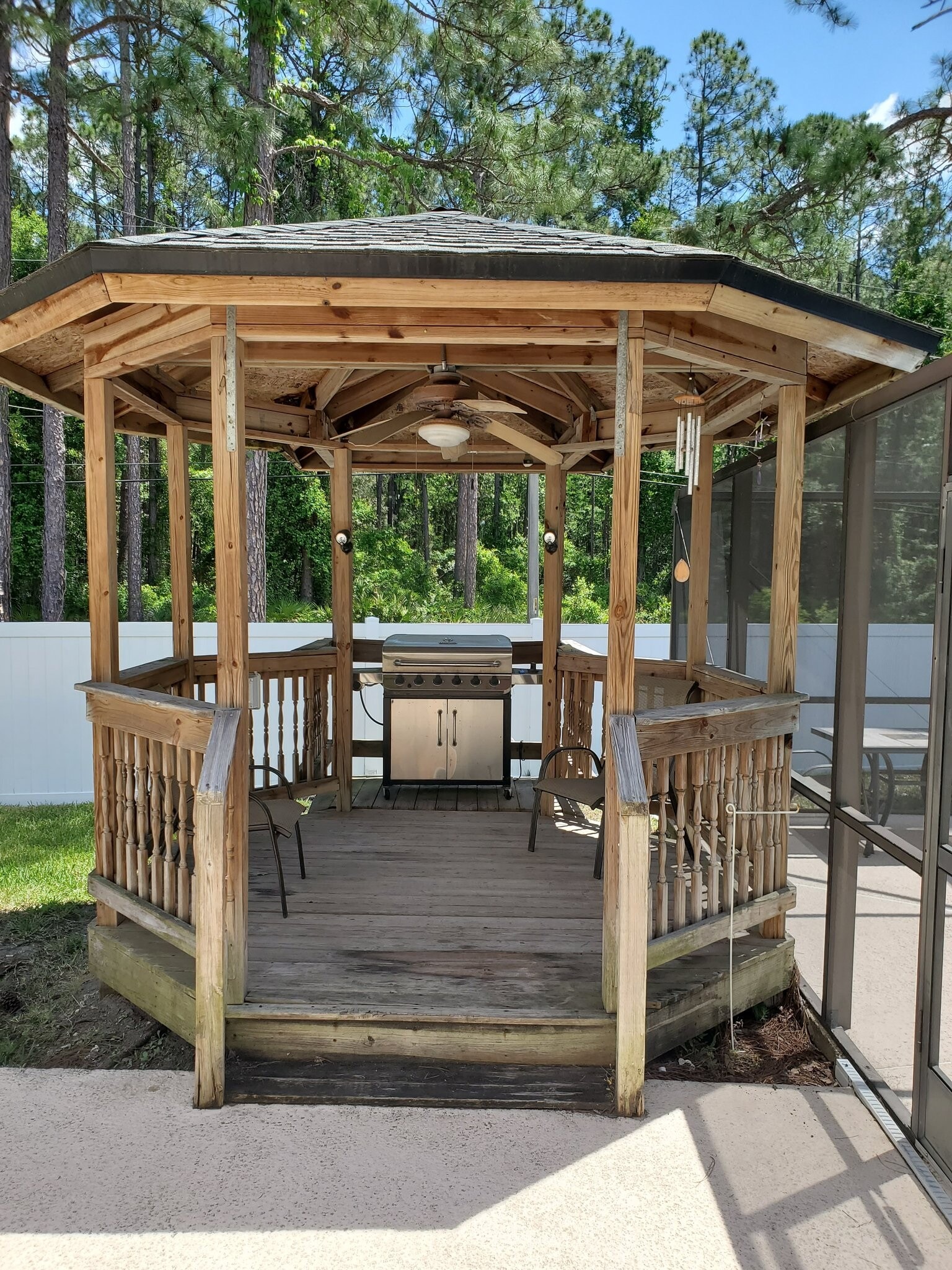 Building Photo - 11319 Nettlebrook St E