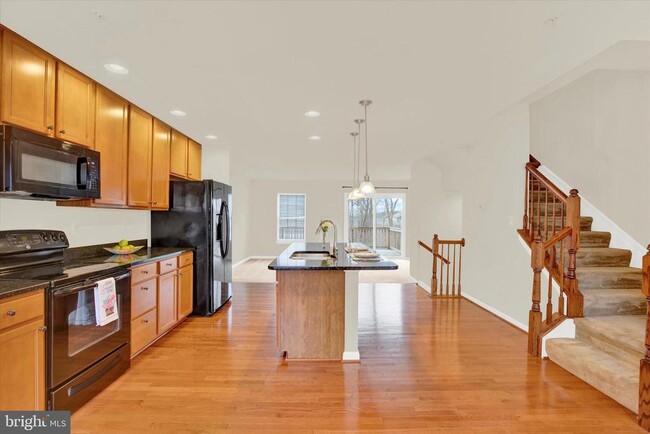 Building Photo - 4706 Wineleaf Ln