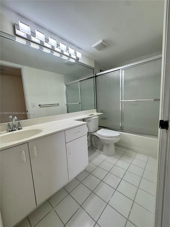 Building Photo - $3,100MONTHLY;3300 NE 191ST STREET #1106 A...