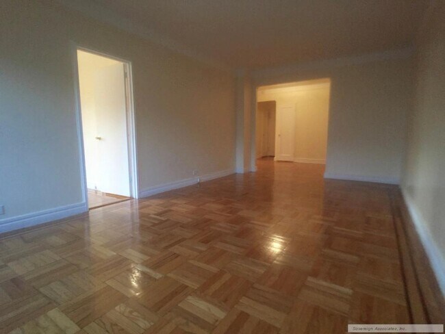 Floorplan - 12 Dongan Place