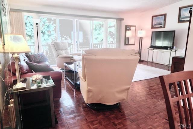 Building Photo - 119 Via Estrada