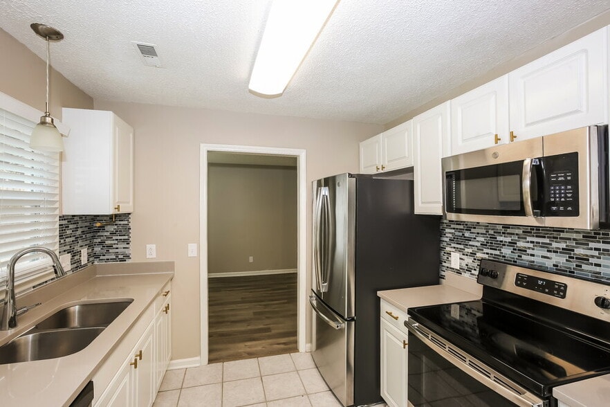 Building Photo - 3416 Fortis Ln