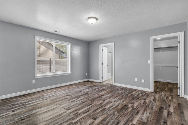 Building Photo - 138 Sam Gates Rd