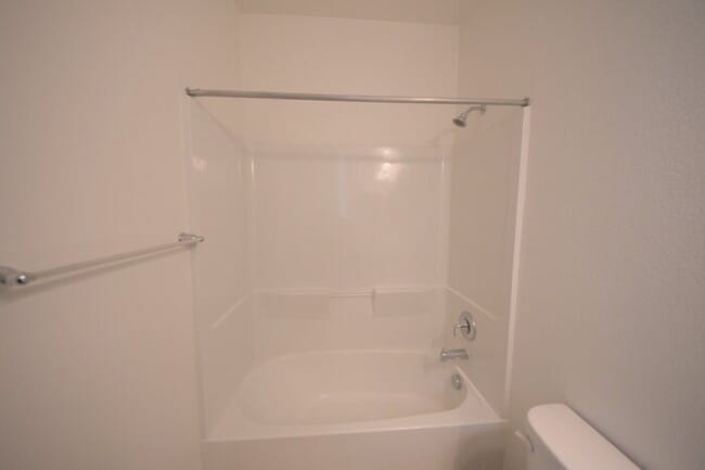 Building Photo - Dublin 3 stories 3 Beds, 3.5 Baths Townhouse in Boulevard community for rent